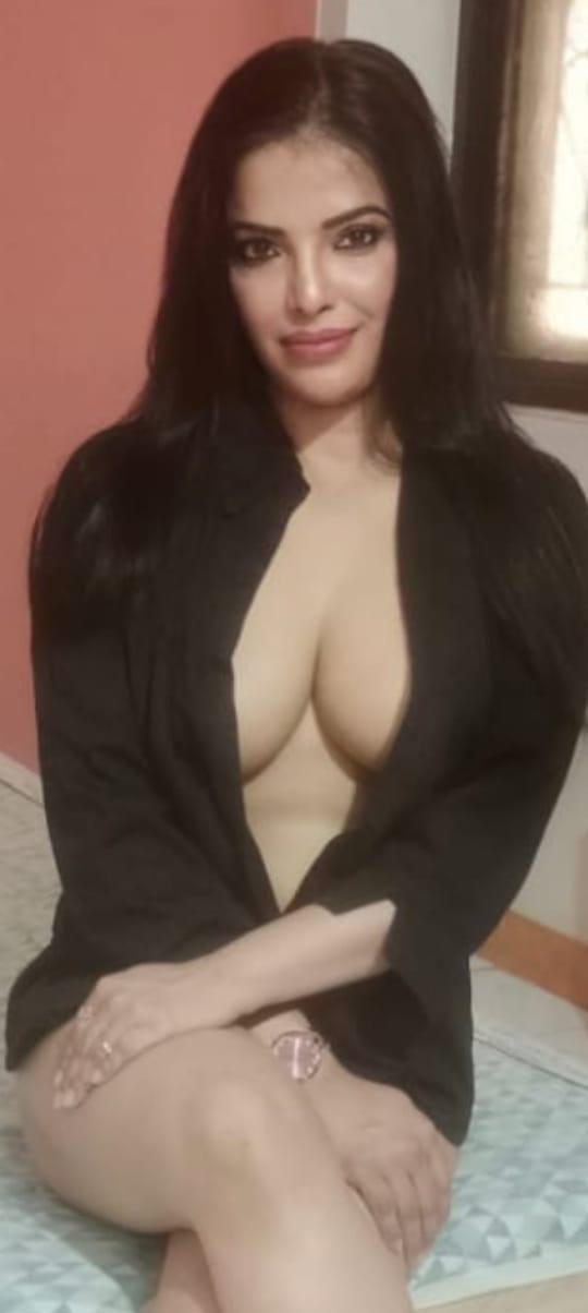 Tina housewife call girl in Thane honesty cash on meeting, no Advance