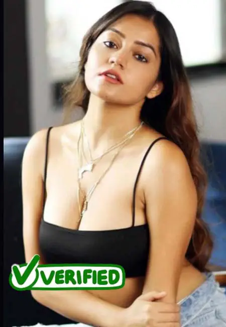 Rafia Muslim Call Girl who Enjoys Suck Penis 🍆